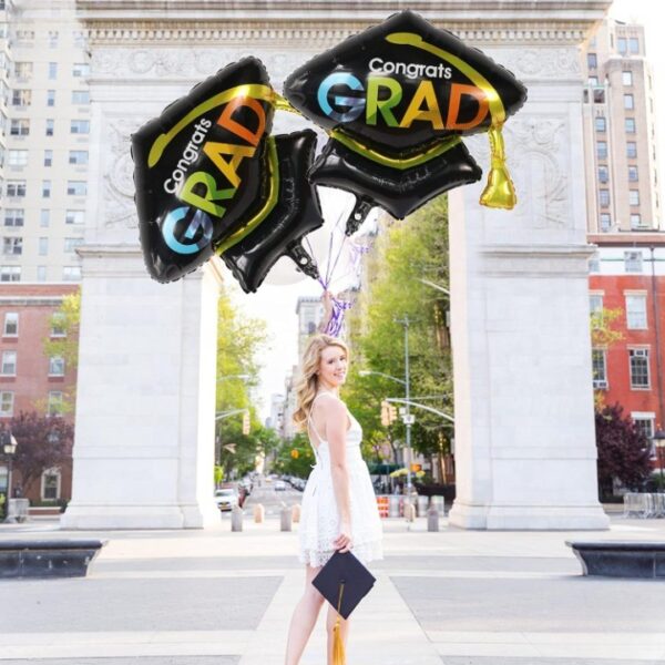 Balon din Folie Metalizata, , Figurina, Model Toca Congrats Grad, Tematica Absolvire,Â  66x66 cm, Ambalaj Individual, Pai Inclus, Umflare cu Aer sau Heliu, Negru - imagine 4