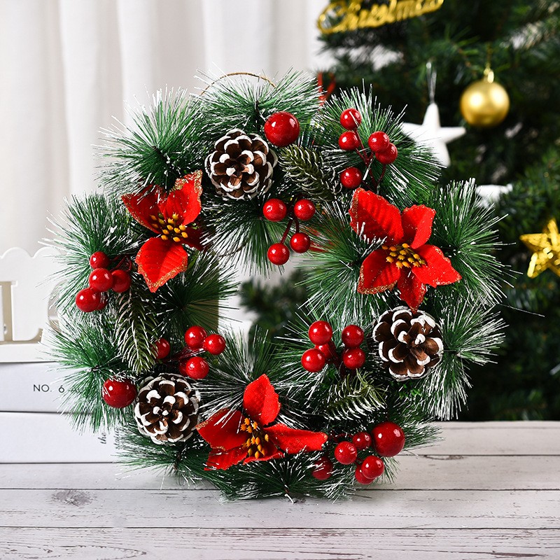 Coronita pentru Craciun , diametru 32 cm, din brad artificial, decorata cu conuri si merisoare, 3 Funde Rosii. Verde/Alb - imagine 3