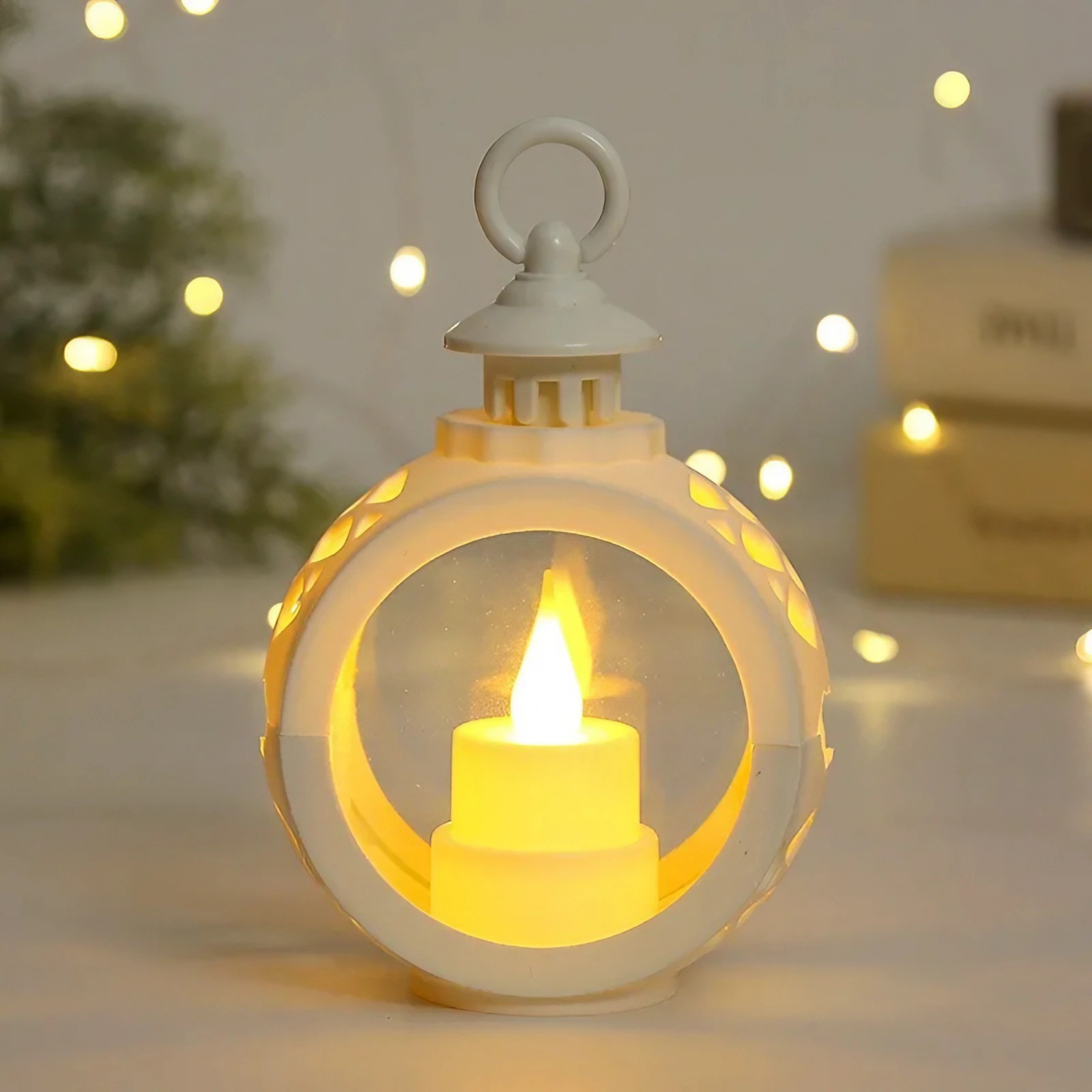 Decoratiune Craciun tip Felinare cu baterii, 13.5 x 9 cm,Lumanare cu lumina alb cald fara geam,baterii incluse,Alb - imagine 3