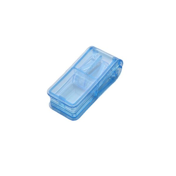 Dispozitiv pentru taiat sau sfaramat medicamente , material non-toxic, portabil, albastru - imagine 2