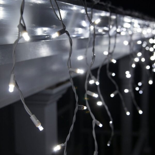Sectiune Instalatie de Craciun, Â®, Tip Turturi, 5 m, 143 LED-uri, cu Flash, Fir Alb, Lumina Alb Rece, IP44, Interconectabila - imagine 3