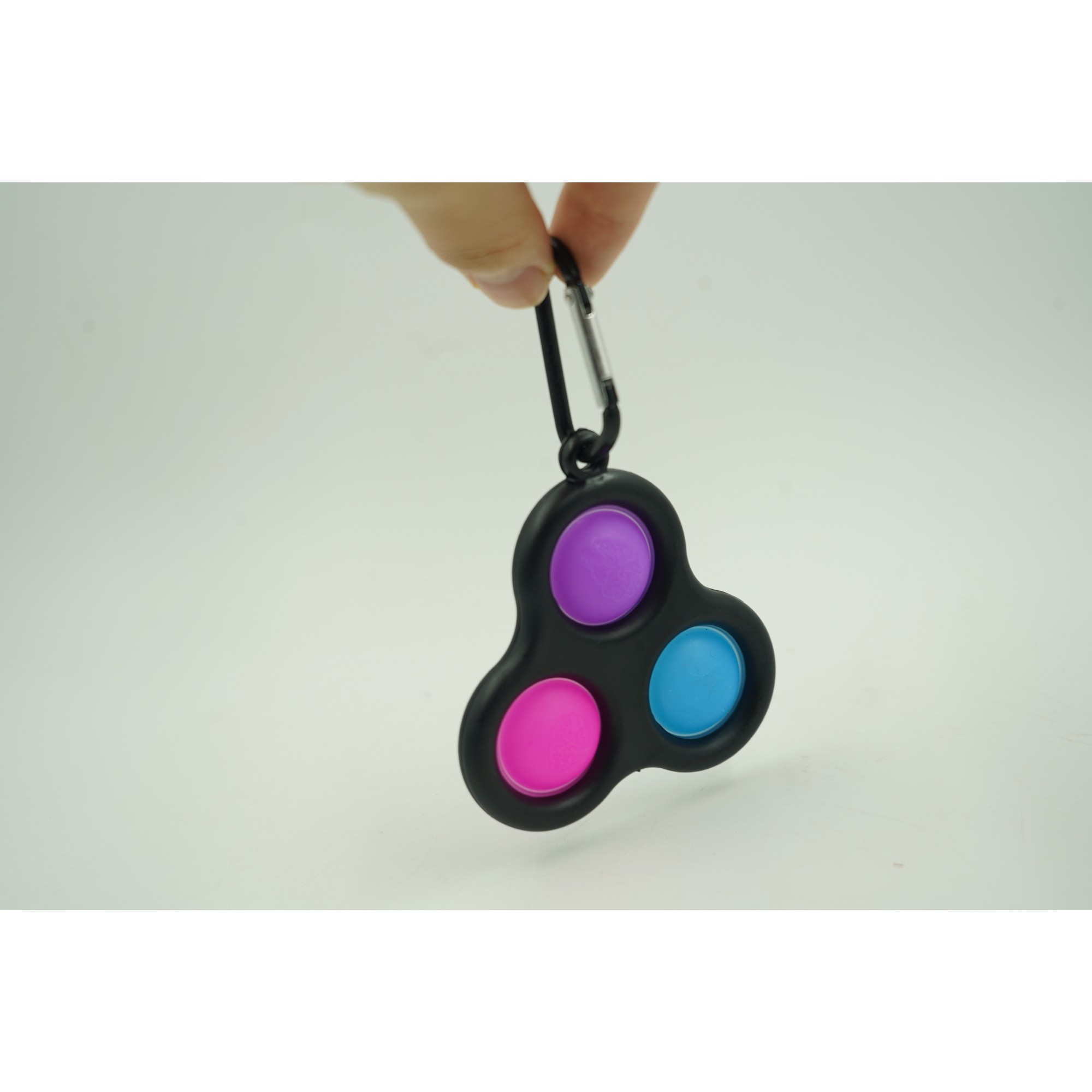 Jucarie antistres, Pop it, tip breloc, triunghi, 8 cm, multicolor, Negru - imagine 3