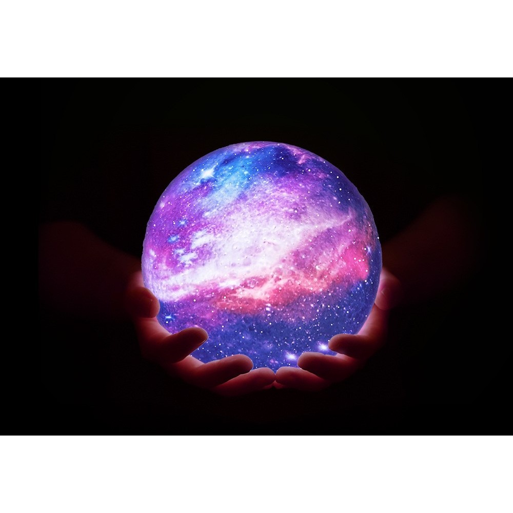Lampa de veghe cu telecomanda  in forma de luna cu stele 3D Moon Light 7 culori, alimentare baterii, stand din lemn inclus, 15 cm, - imagine 2