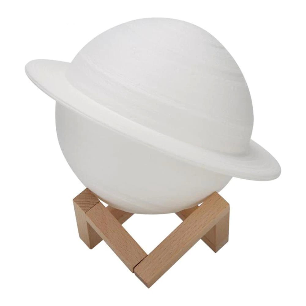 Lampa de veghe cu telecomanda in forma de Saturn 3D Saturn Light 16 culori, alimentare baterii, stand lemn inclus, 15 cm,
