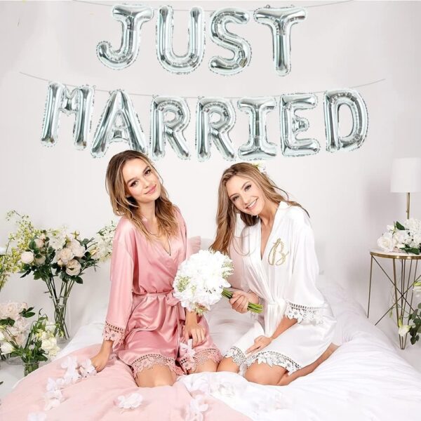 Set Baloane din Folie Metalizata, , Model Just Married, Litere de 40 cm, Baloane Party, Ambalaj Individual, Pai, Ata si Adeziv Incluse, Umflare cu Aer sau Heliu, Argintiu - imagine 4
