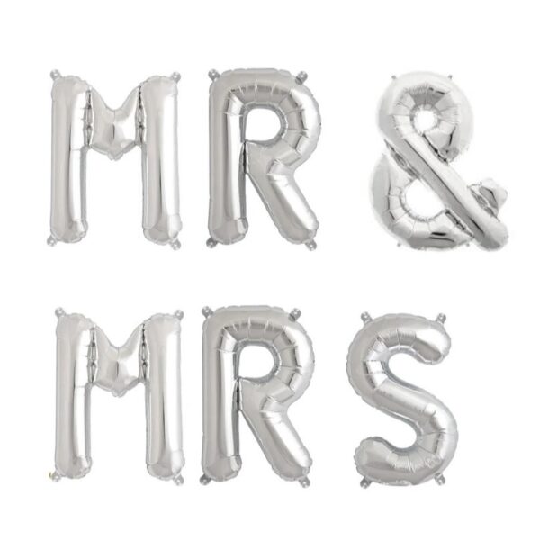 Set Baloane din Folie Metalizata, , Figurine Litere, Model MR&MRS, Tema Nunta, 40 cm, Baloane Party, Ambalaj Individual, Pai inclus, Umflare cu Aer sau Heliu, Argintiu