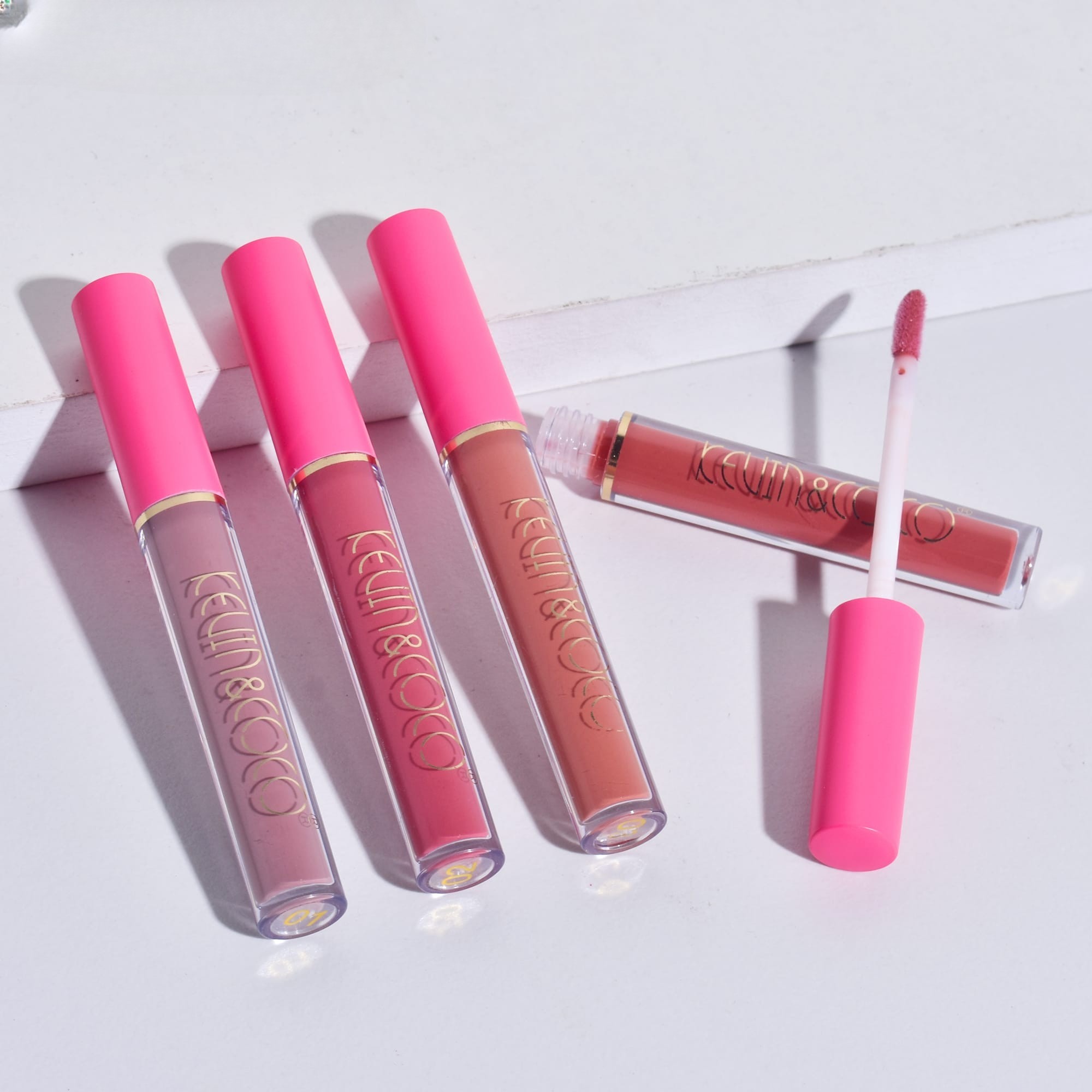 Set de Buze, KEVIN & COCO, Cloud Bubble, 4 Lip Gloss-uri,  15.1 x 8.1 x 2 cm, Roz/Nude - imagine 2