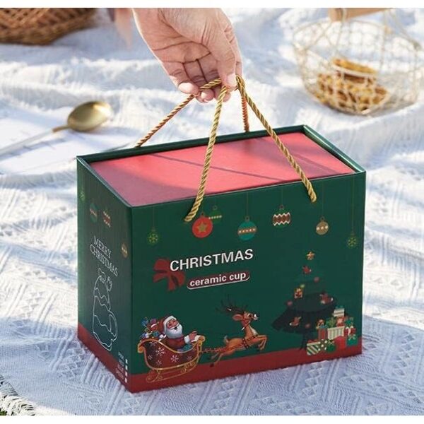 Set de Ceai, , Tema Craciun, Ceainic 420 ml, Cana 310 ml, Farfurie, din Portelan, Model Happy Christmas, Rosu - imagine 4