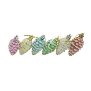 Set de 6 ornamente de brad, Flippy, de tip Con de brad, Multicolor, cu Ã¸ de 3.5 cm, din plastic, cu finisaj sclipitor , cutie  21  cm lungime x 6.5  cm inaltime x 3.6  cm adancime