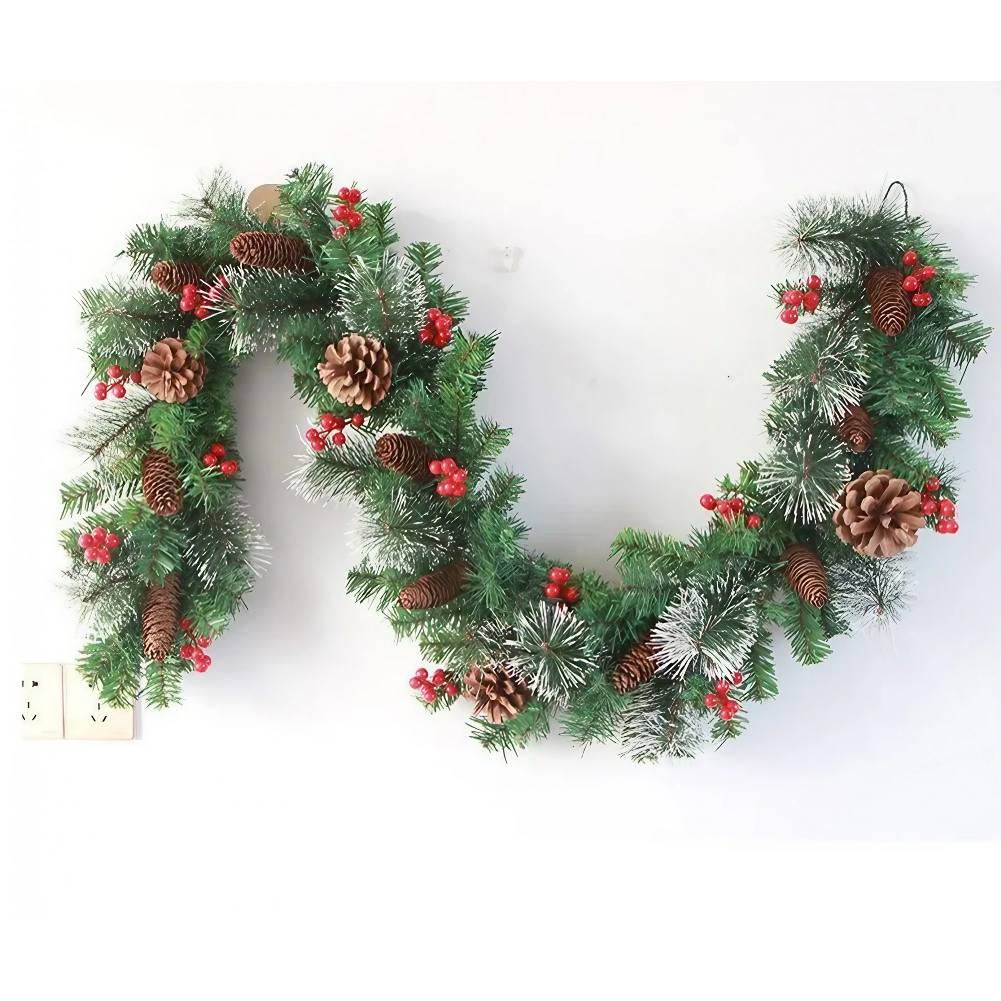 Ghirlanda de Craciun, cu merisoare si conuri, din brad artificial, cu parti de pin inzapezit, 180 cm, Verde - imagine 3