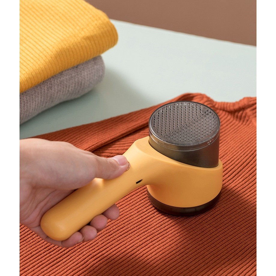 Aparat Scame si Par Haine, Flippy, Electric, USB inclus, Periuta Curatare, pentru Diferite Tesaturi, 3 Trepte, 20.5 x 8.8 x 7 cm, Galben - imagine 4