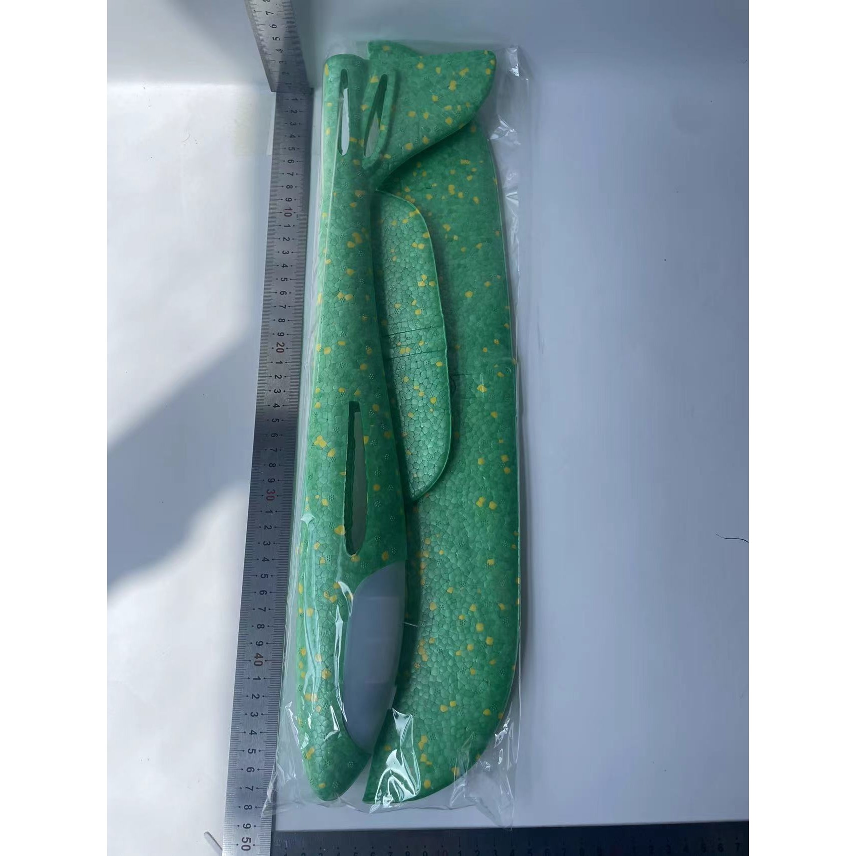 Avion planor din polistiren in punga , lungime 47 cm , cu lumina pe varf, Verde , Flippy - imagine 4