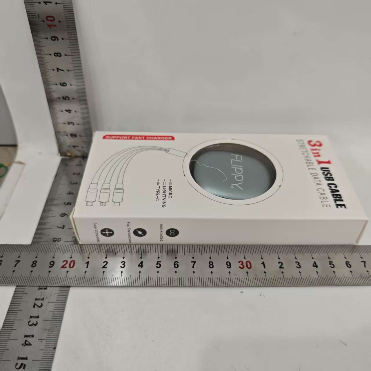 Cablu Retractabil Universal pentru Telefon, Flippy, Universal 3in1 pentru Orice Tip de Telefon, Micro-USB, Lightning, TYPE-C, 1.2M, Negru - imagine 3