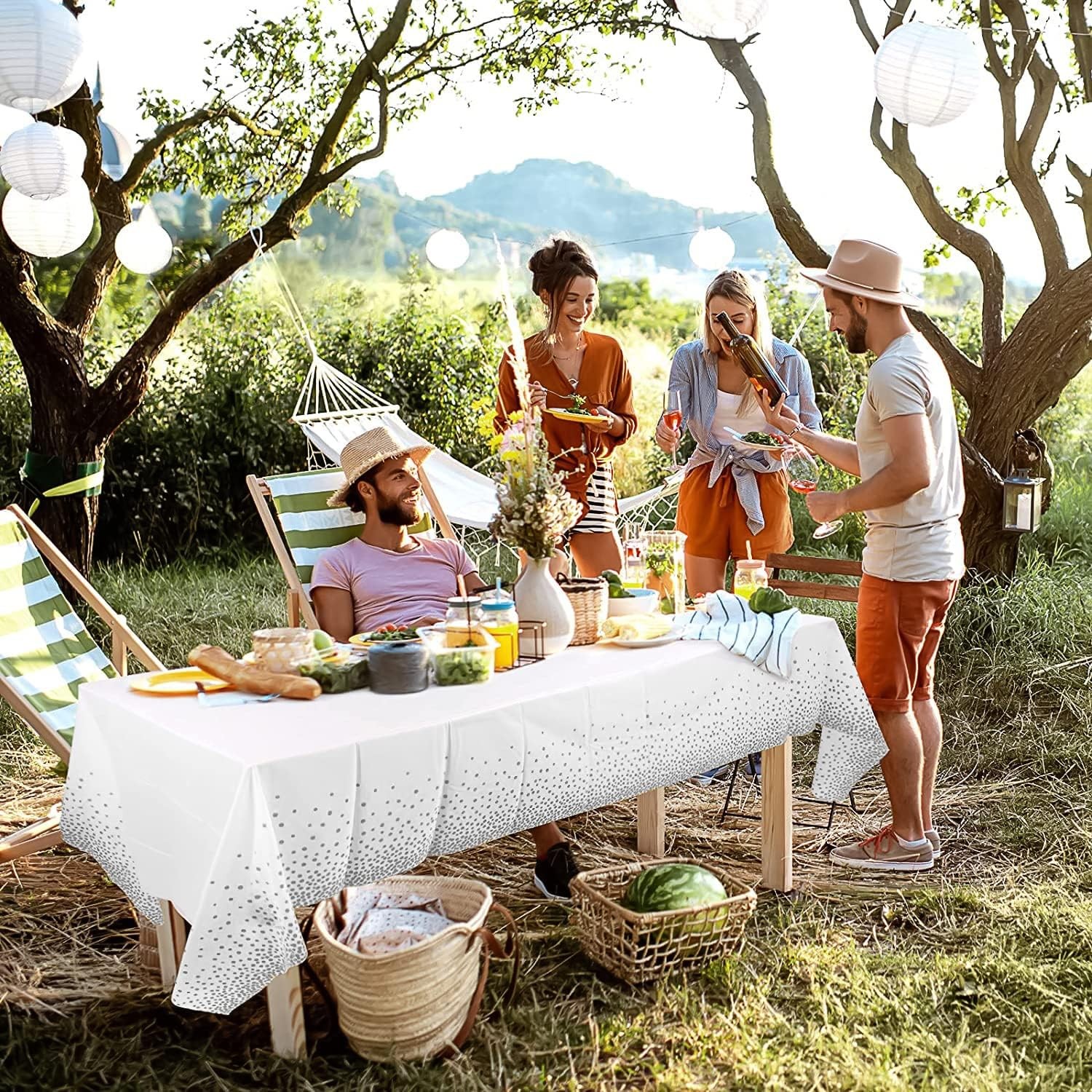 Fata de Masa, Flippy, din PEVA, Imprimeu Buline, 137 x 274 cm, Impermeabila, Fara Pete, Curatare Rapida, Argintiu - imagine 3