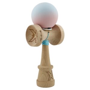 Kendama X Originala, Profesionala, Flippy, Cupe Mari KING SIZE V3, Rubber Grip, Gaura in Baza, Rulment Metalic, din lemn 18 cm, Ata 62/65 cm, Gradient Albastru deschis/Roz