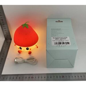 Lampa de Veghe pentru Copii, Flippy, din Silicon, Senzor Tactil, Model Capsunica, Lumina Calda, Protectie pentru Ochi, Incarcare USB, Capacitate Baterie Incorporata 1200mAh, 10.8x9x12.8 cm, Rosu