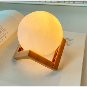 Lampa de veghe in forma de luna 3D Moon Light Alb Rece, alimentare baterii, stand plastic inclus, 8 cm, Flippy - imagine 2