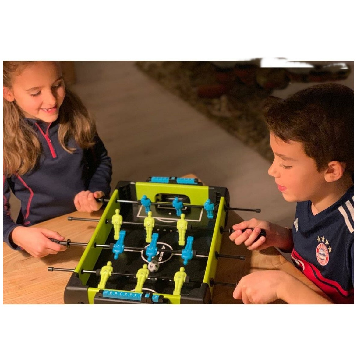 Masa de fotbal cu teren si 12 jucatori Flippy, 4 manere, cu Tablou Scor, din Metal si ABS, 36.5 x 35.5 x 8 cm, Design Multicolor, pentru copii/adulti, verde - imagine 4