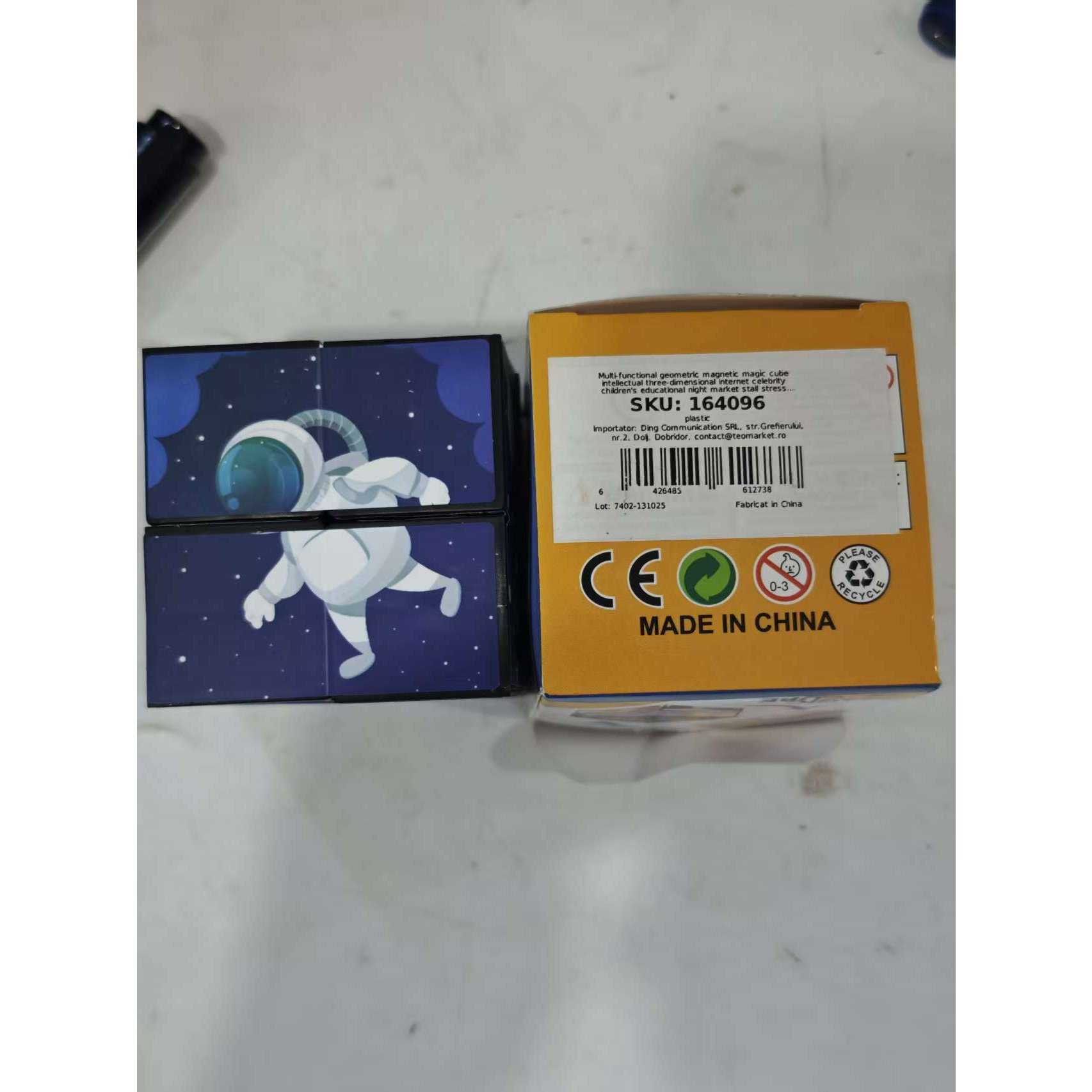 Jucarie Interactiva, Flippy, 3D Cub Rubik, Diferite Forme, Anti-stress, Tema Spatiu Cosmic, Multicolor - imagine 2